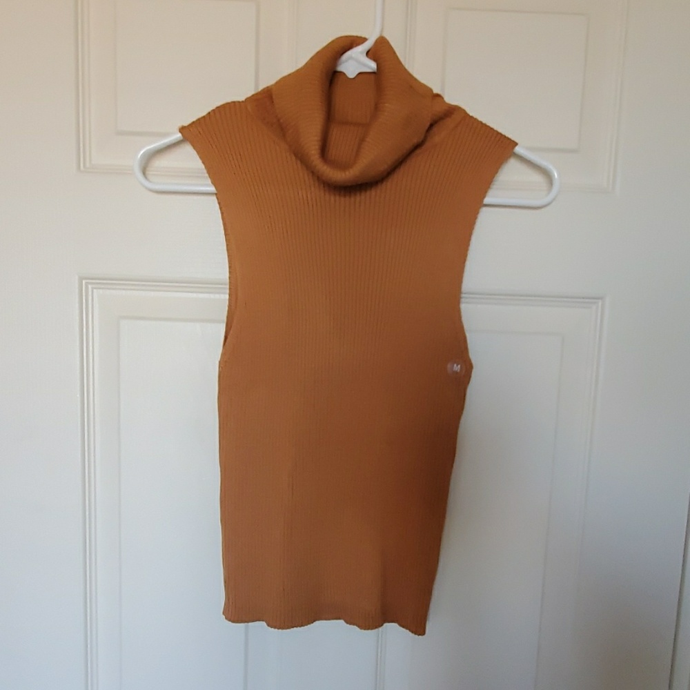 Sleeveless Turtleneck Top